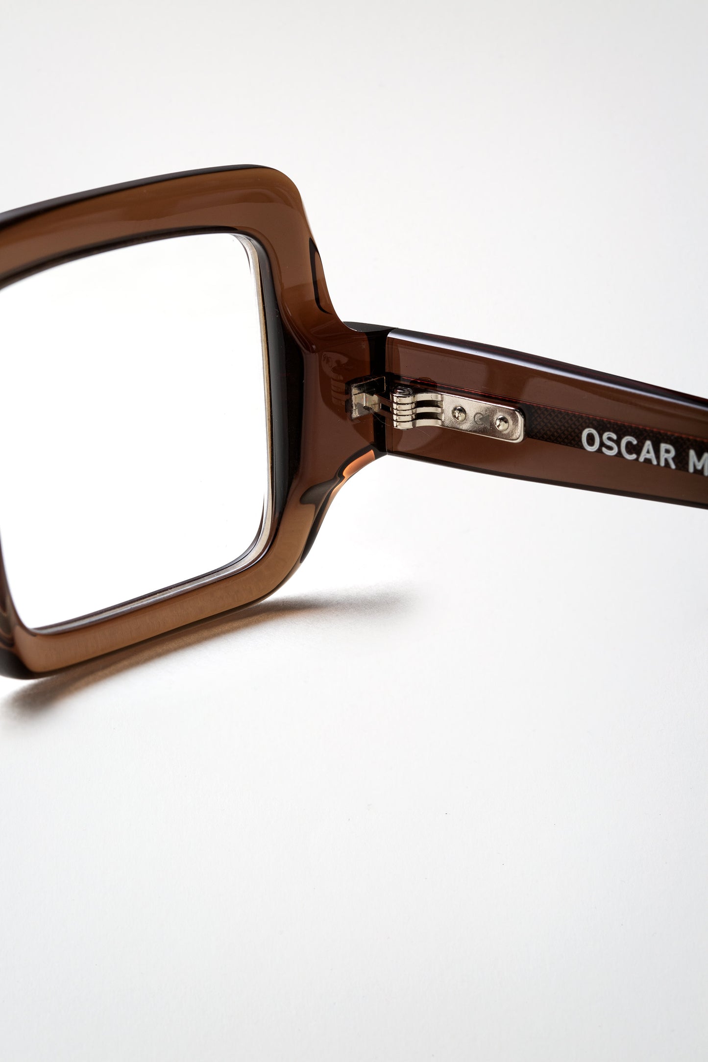 Oscar Magnuson - DONNA